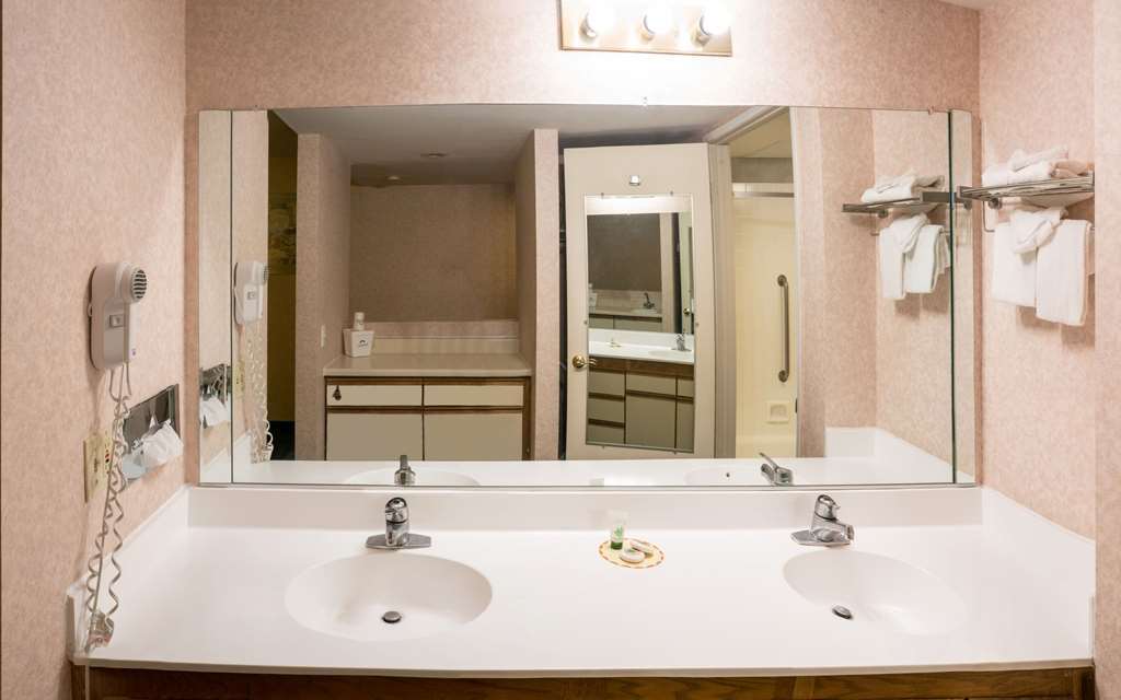 San Bernardino Inn & Suites Rom bilde