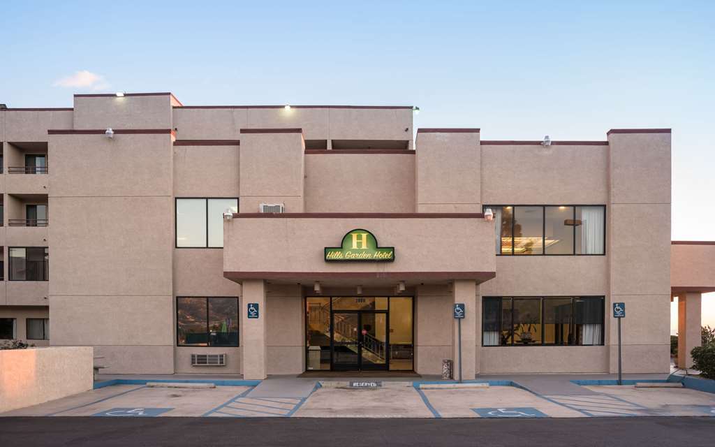 San Bernardino Inn & Suites Eksteriør bilde