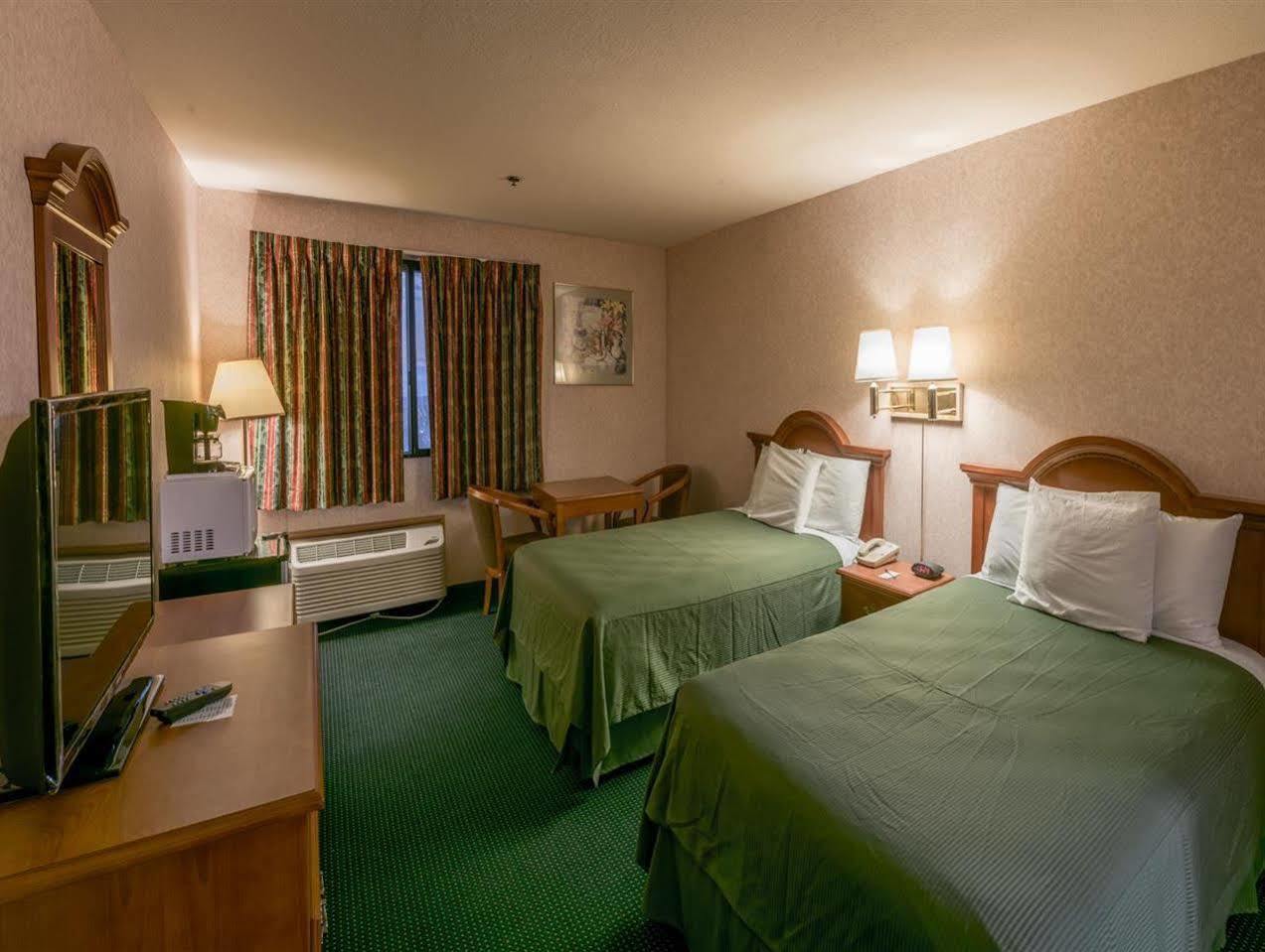 San Bernardino Inn & Suites Eksteriør bilde